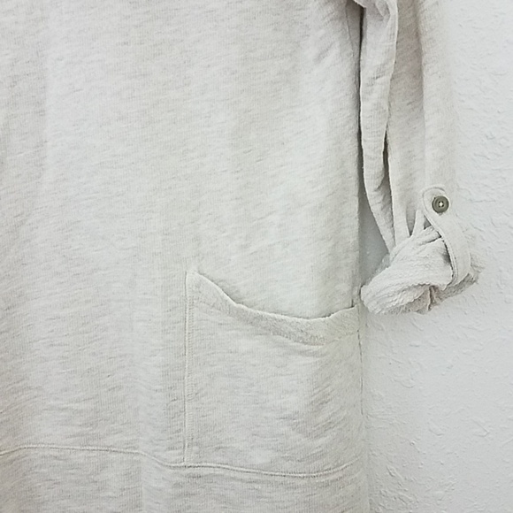 LOFT Small turtle neck sweater tab sleeves - Picture 4 of 6